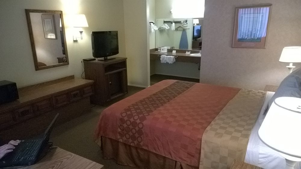 Econo Lodge Гилрой Экстерьер фото