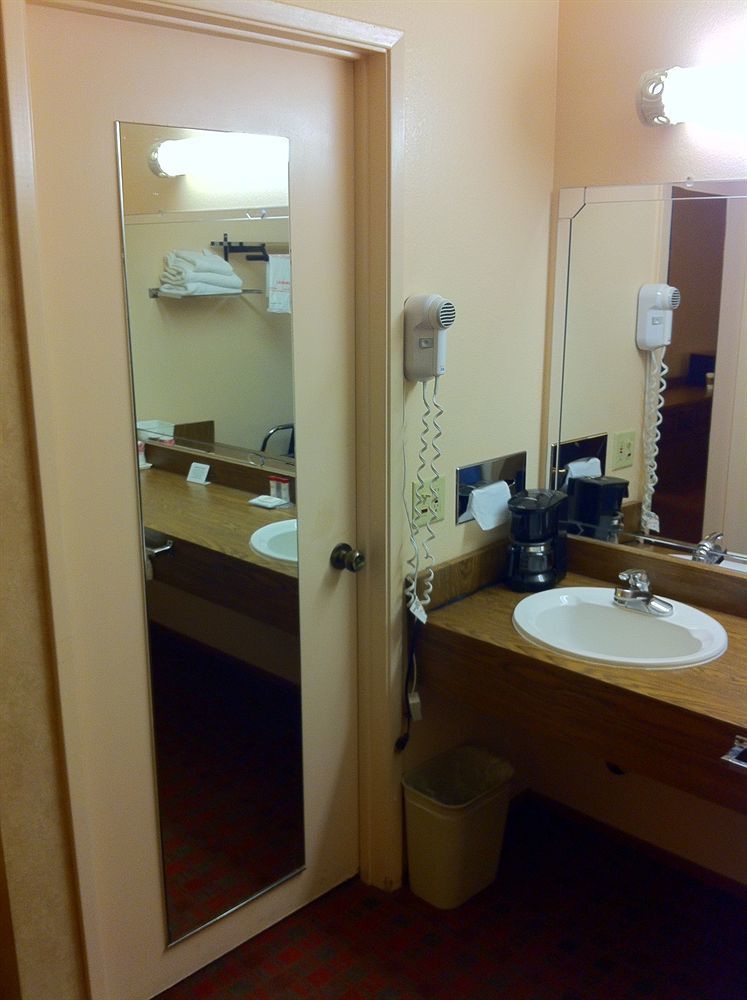 Econo Lodge Гилрой Экстерьер фото