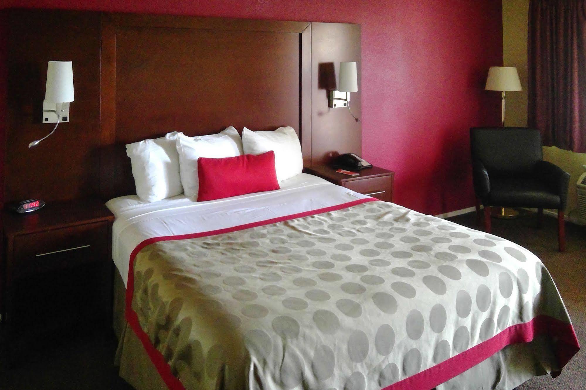 Econo Lodge Гилрой Экстерьер фото