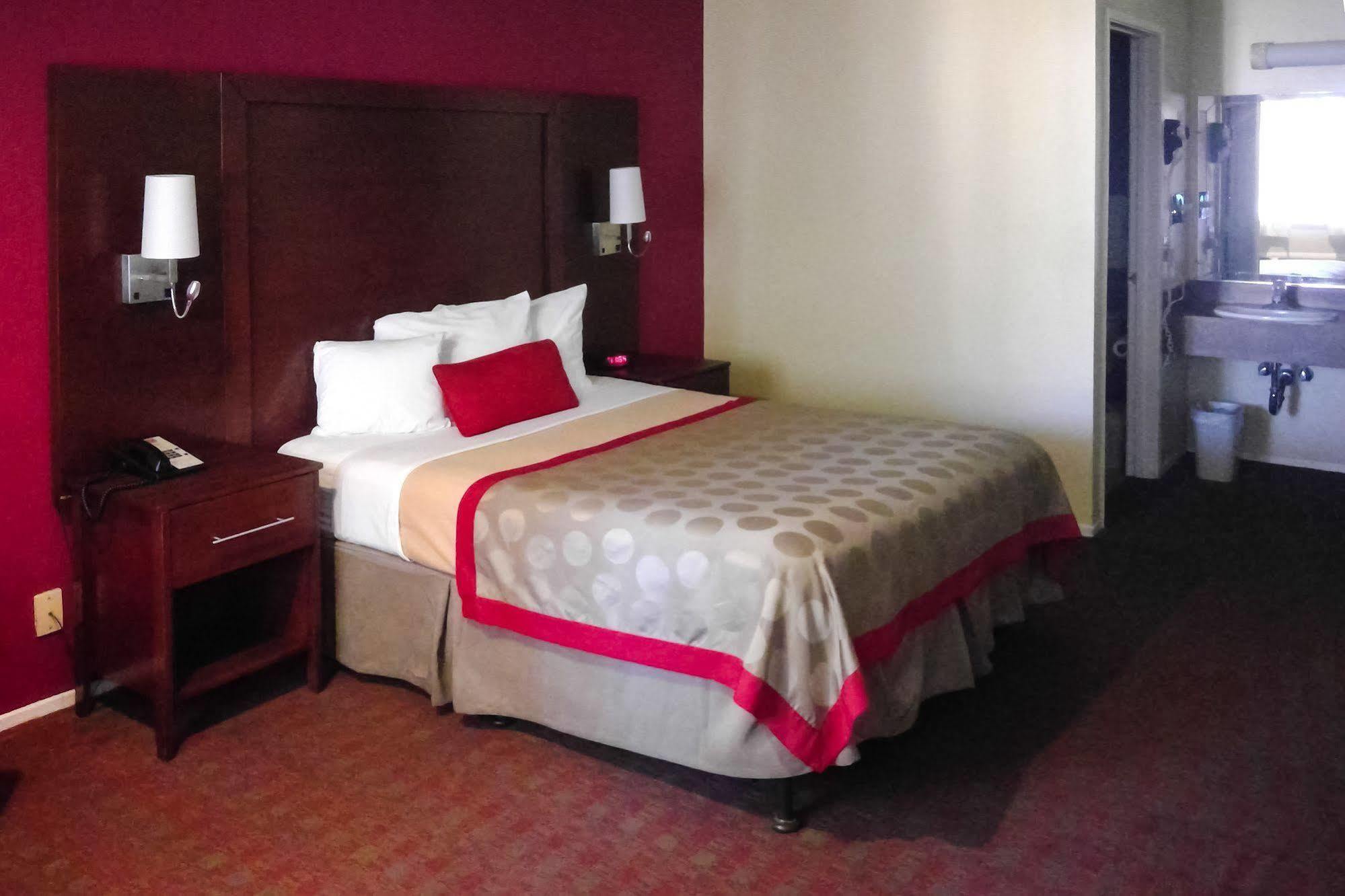 Econo Lodge Гилрой Экстерьер фото