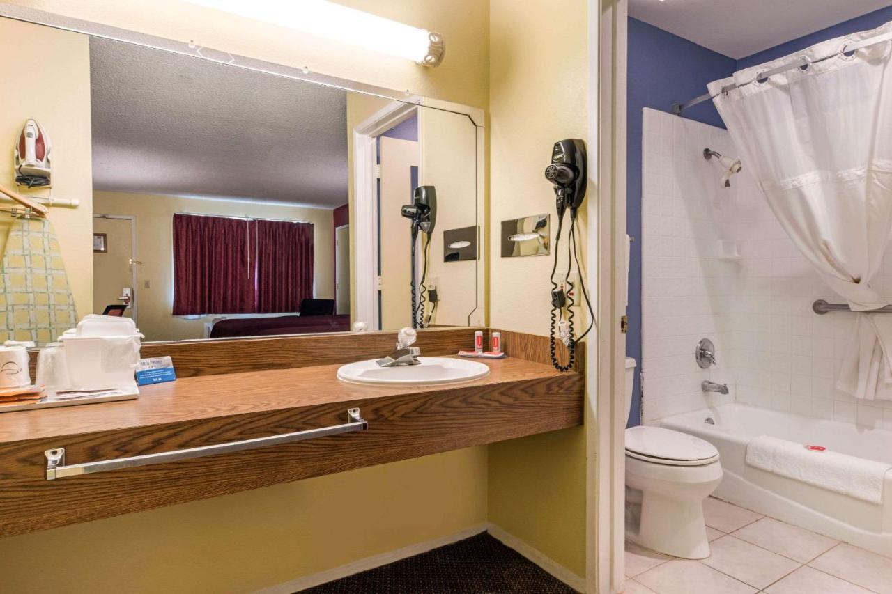 Econo Lodge Гилрой Экстерьер фото