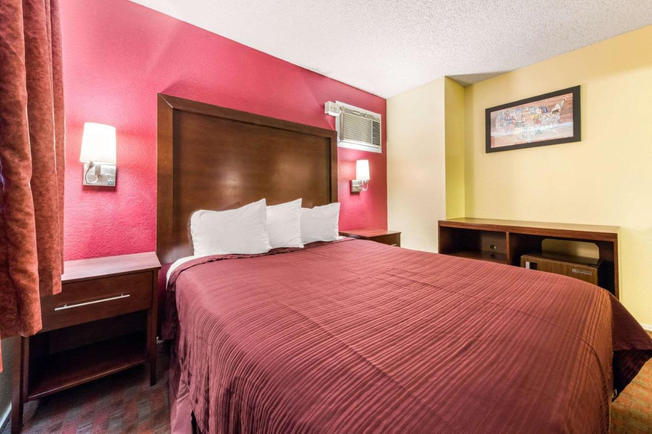 Econo Lodge Гилрой Экстерьер фото